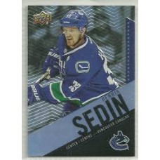 33 Henrik Sedin Base Set Tim Hortons 2015-2016 Collector's Series 33 Henrik Sedin Base Set Tim Hortons 2015-2016 Collector's Series